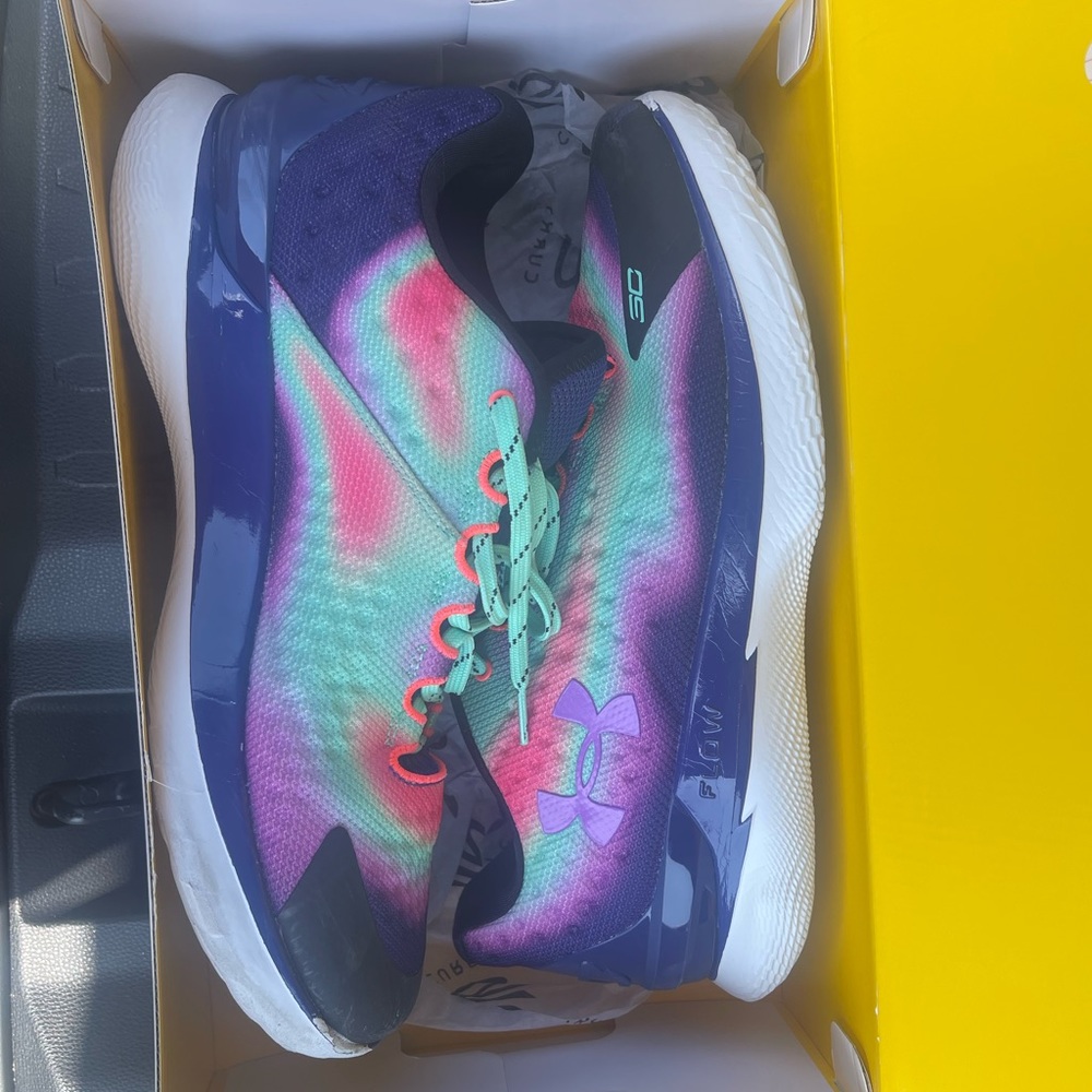 Curry 1 men’s shoe